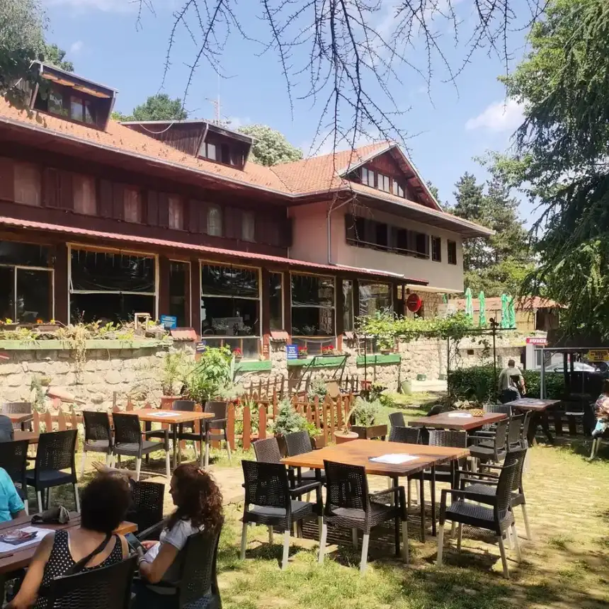 Restoran Čarapićev Brest — sala za proslave, Voždovac