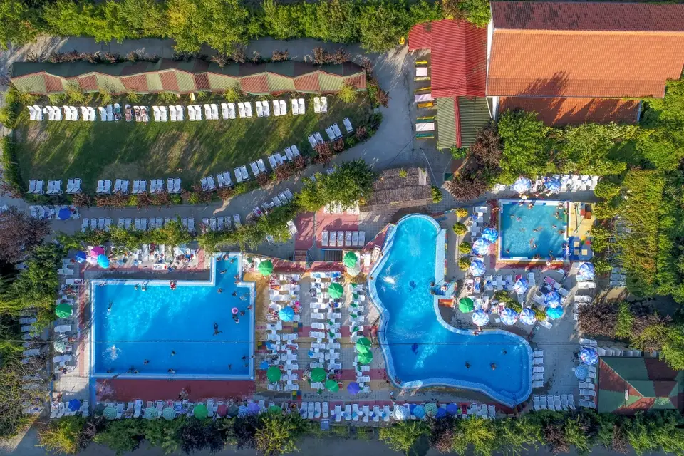 Salaš Ćuran — sala za proslave, Borča